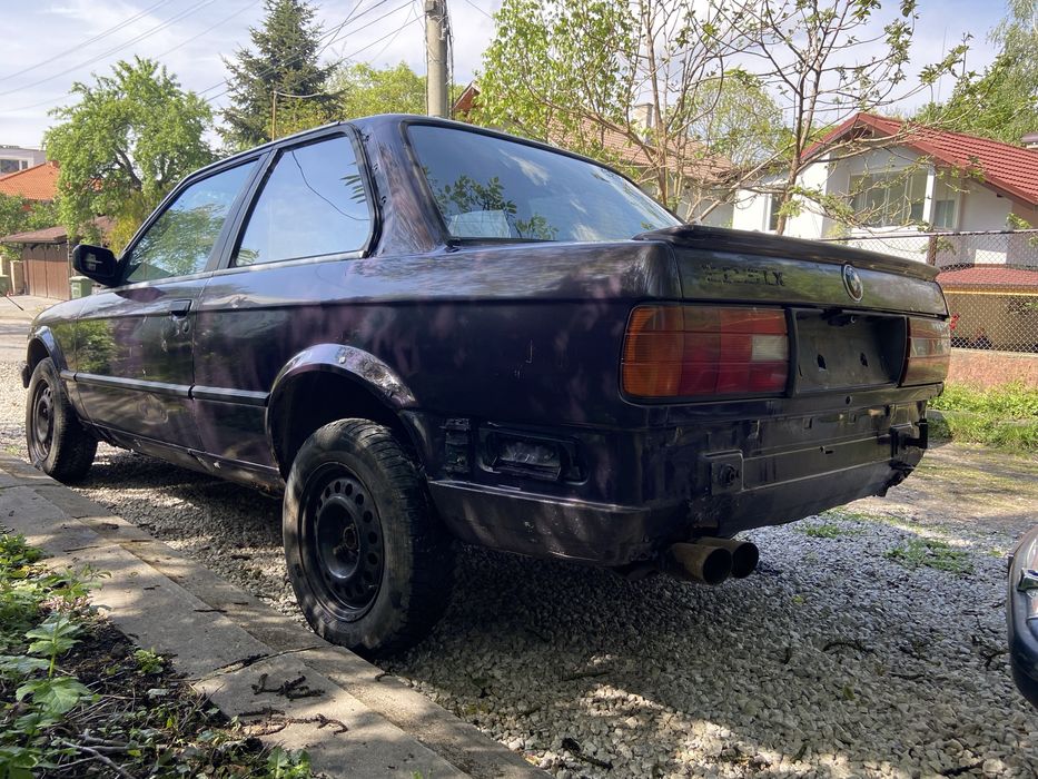 BMW E30 91’ 325IX на части
