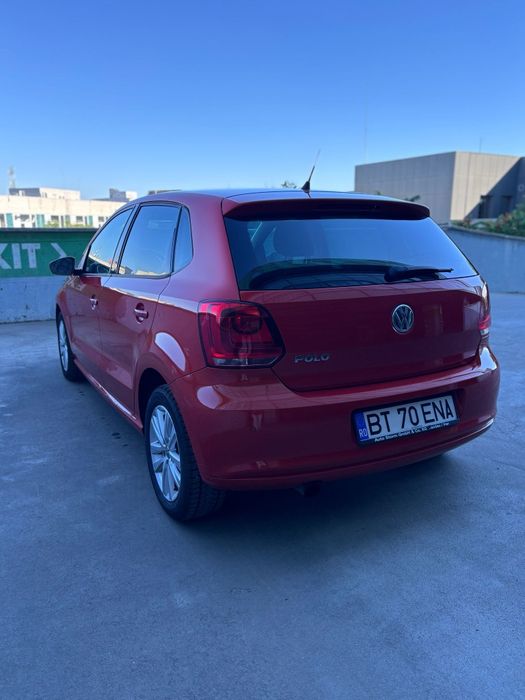 Vând Volkswagen polo 2011