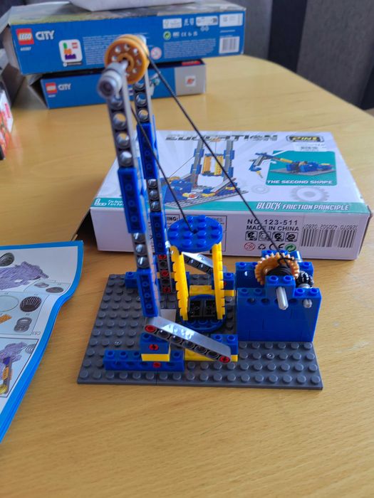 конструктор тип лего, цената е за брой