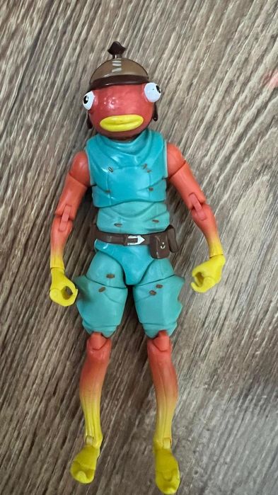 Карась фигурка от EPIC GAMES