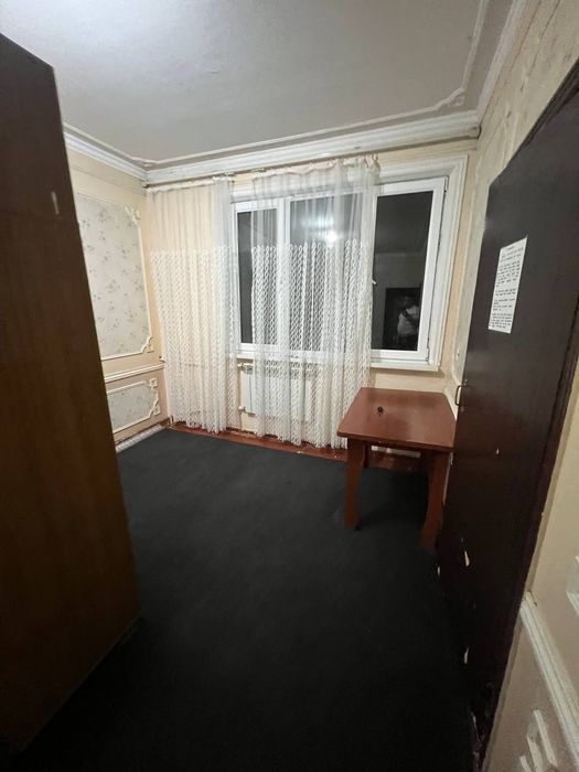 Сотилади Чилонзор 7 квартал 1 хонали