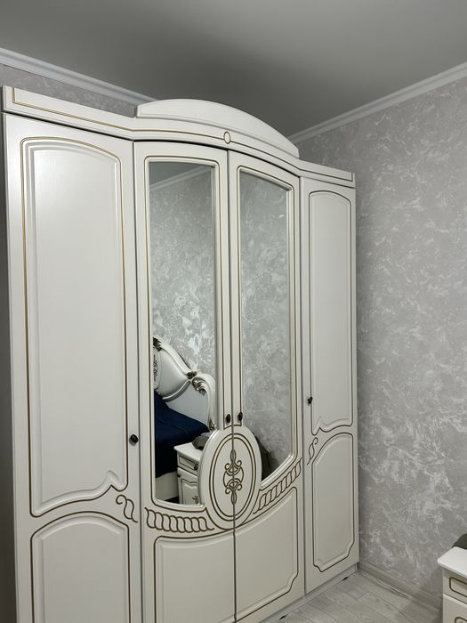 Продам шкаф срочно