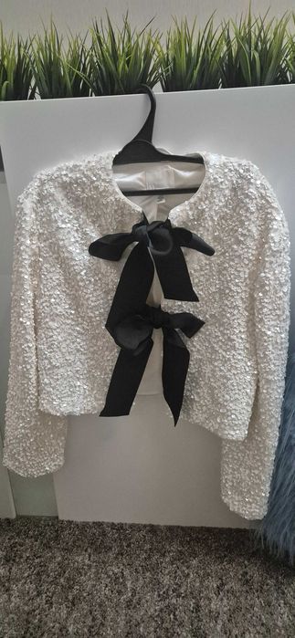 Късо сако с пайети HM