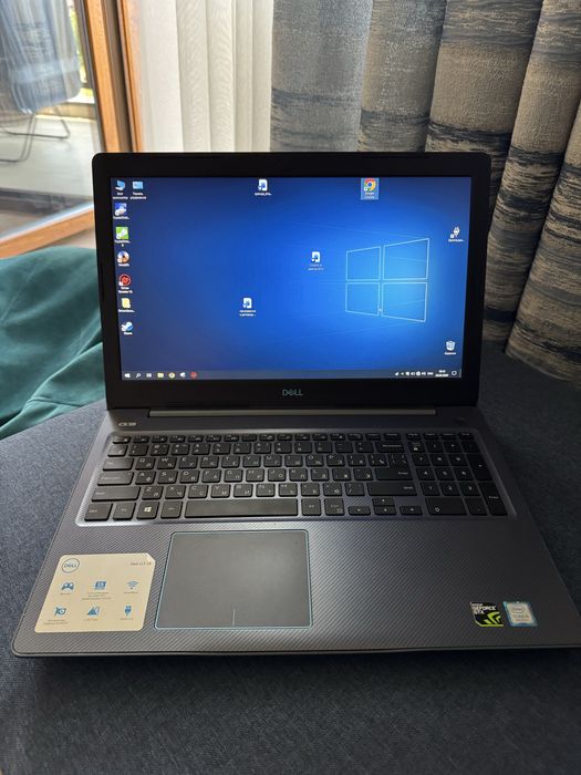 Геймърски лаптоп Dell G3 15 (i5-8300H / 16GB RAM / GTX 1050 Ti / 1TB SSD) - Нова батерия!