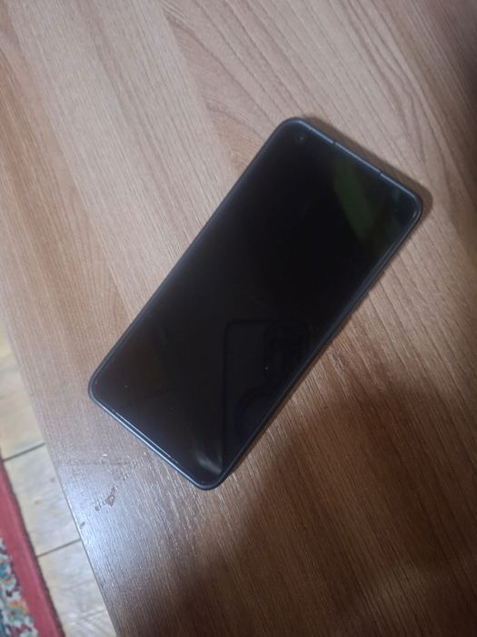 Продам телефон Vivo X50