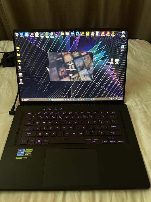 Asus rog zephyrus m16