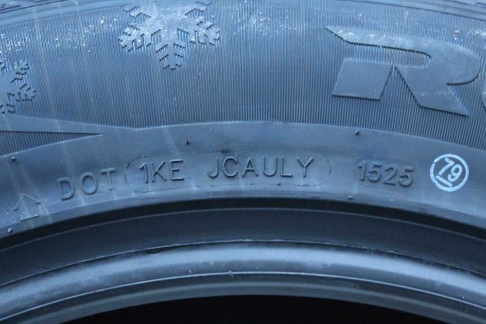 Anvelope iarna noi 235/55 R18, 104H, XL, RoadX, DOT 2025