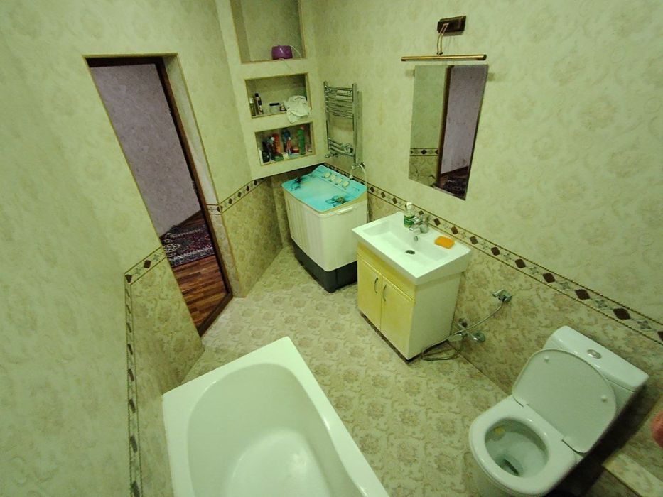 Bozar yanda yangi domda 2 xonali 72 kv kvartira ijaraga beriladi stude