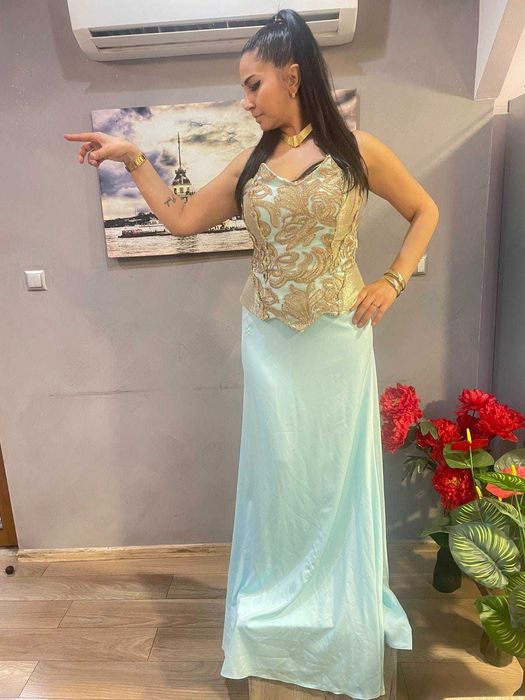 Официална рокля