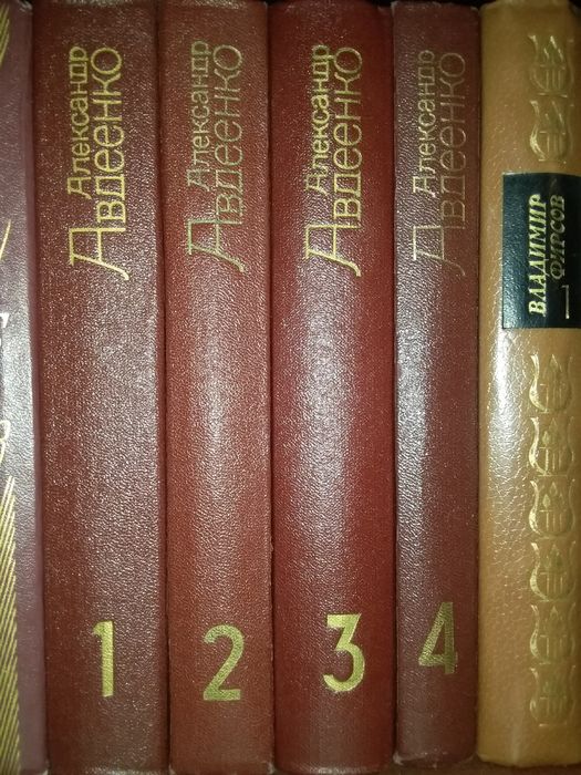 Книги для ценителей.