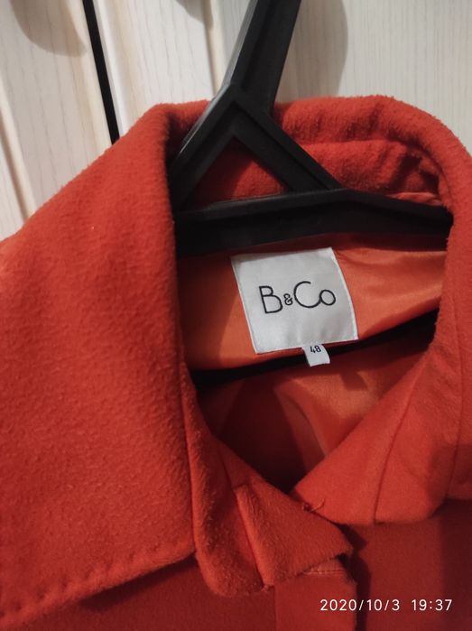 Продам полупальто кашемировое 54размер