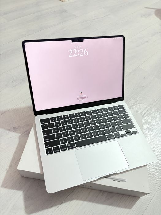 MacBook Air 13 M4 2025