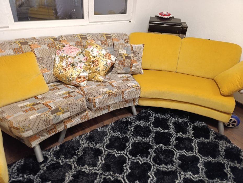 Диван горчица уникален