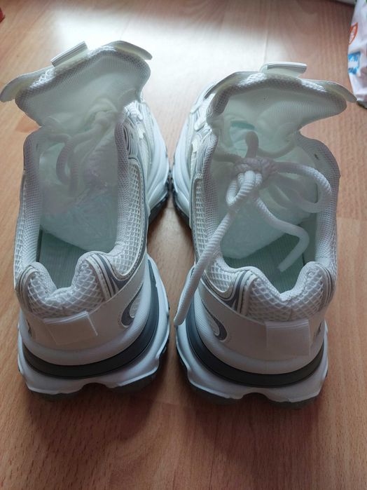 Унисекс маратонки 39 номер [25.5см]