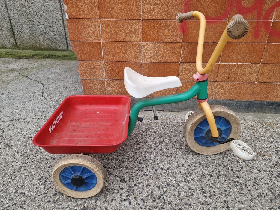 Детска метална триколка WINTHER