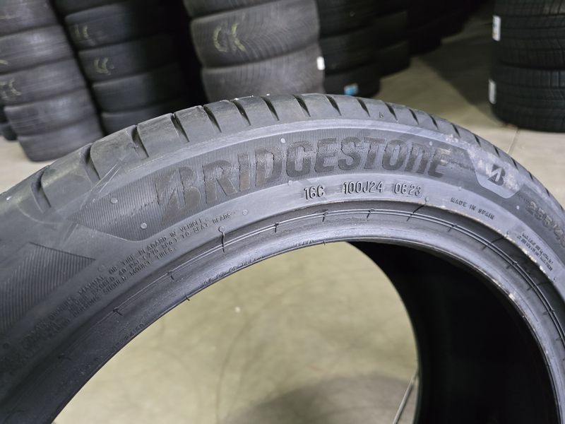 255/45/19 BRIDGESTONE 4бр