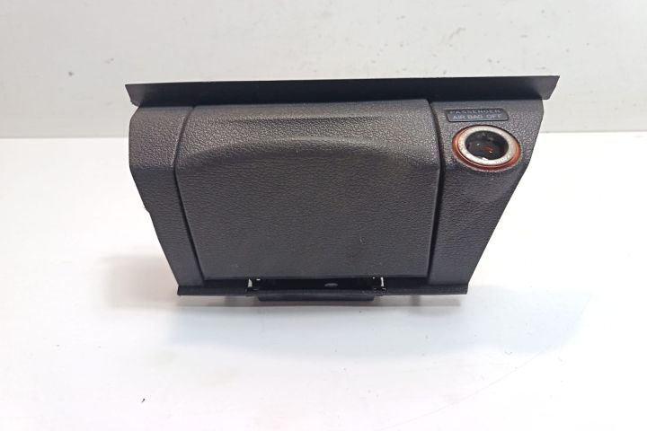 Scrumiera 2K1857961F Volkswagen VW Caddy a 3-a generatie