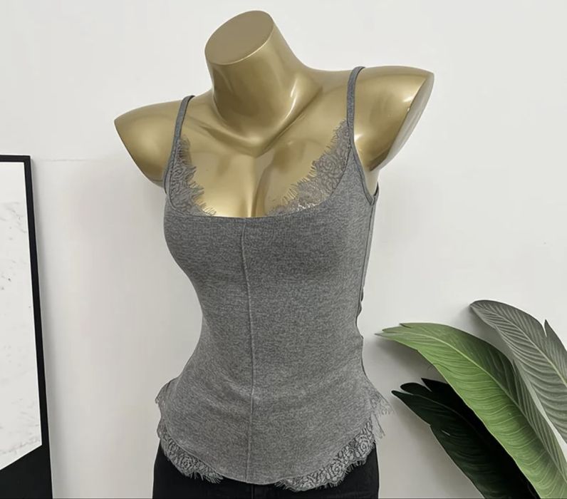 Топы с кружевом