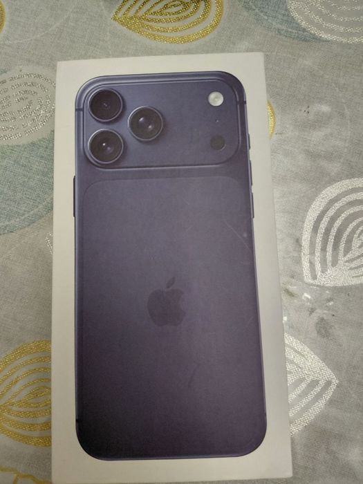 Продам IPhone 17, 1 Тб