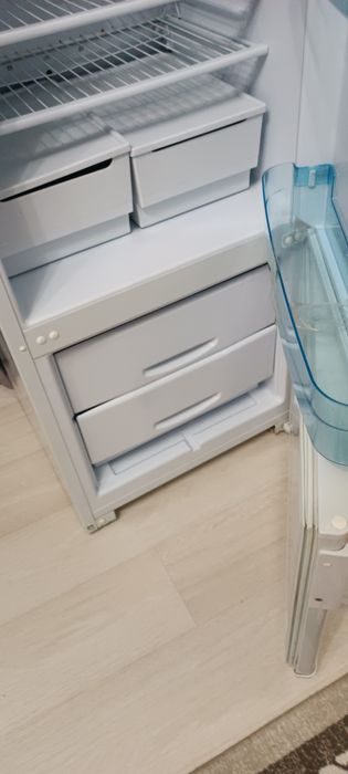 Холодильник бирюса