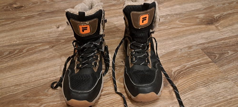 Fila - туристически боти с топла вата 37-38 номер