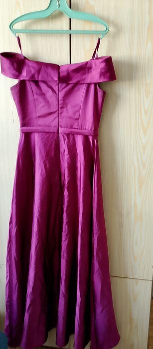 Абитуриентски рокли