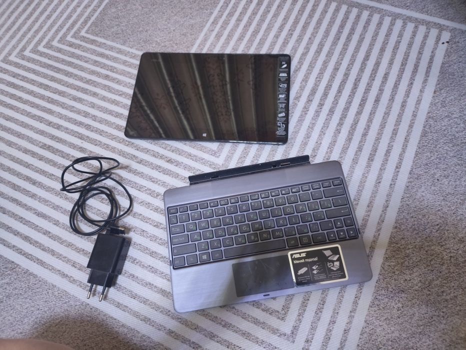 Продам нетбук asus