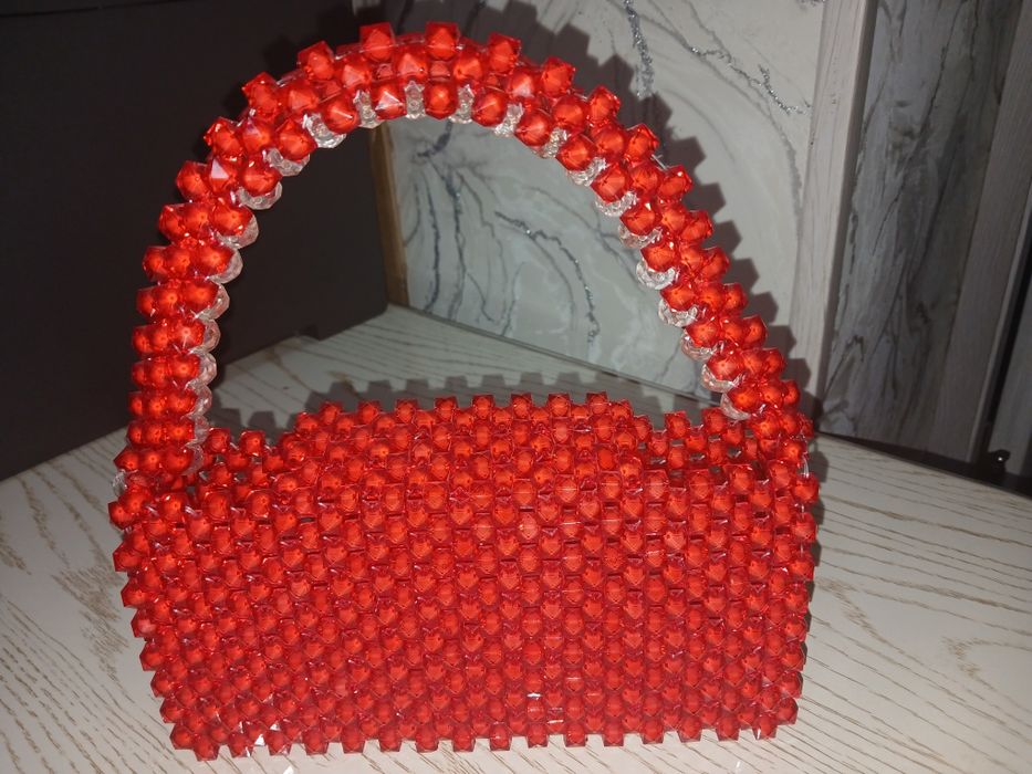 Qo'lda to'qilgan sumkalar