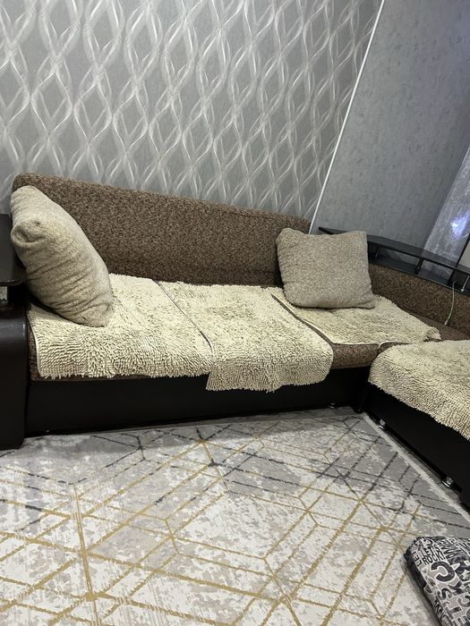 Продам отличный угловой диван