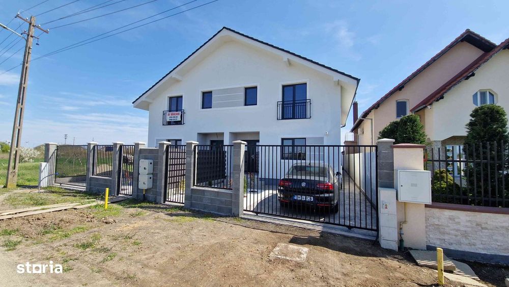 Proprietar - Duplex De Vânzare Remetea Mare Pret 134.900 Euro