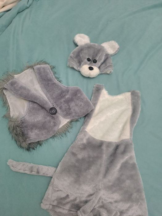 Продам новогодние костюмы