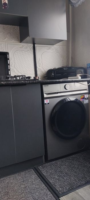 Продам квартиру с ремонтом в 1 мкр