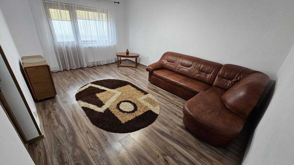Închiriere Apartament | Micro 3 | 3 camere | Centrală | AC