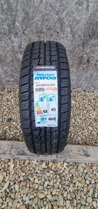 Anvelopa Vredestein 215/65 R16C Dunlop 215/45 R17 Hankook 205/65 16C