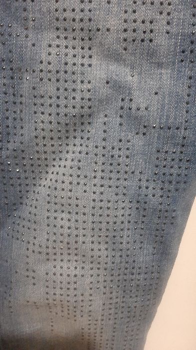 Дамски дънки Pepe jeans с камъни.