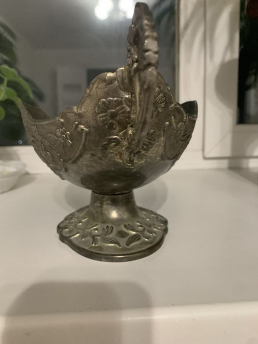 Продам латунную фруктовницу