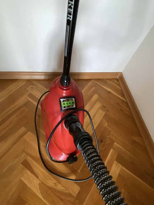 Уред за гладене с пара,неработещ