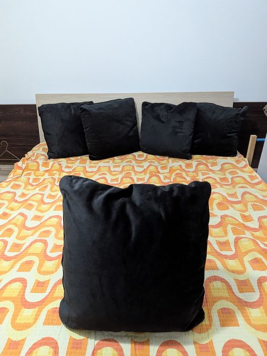 3 Perne decorative din catifea
