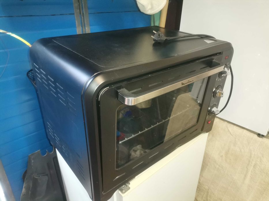 Фурна с вграден грил