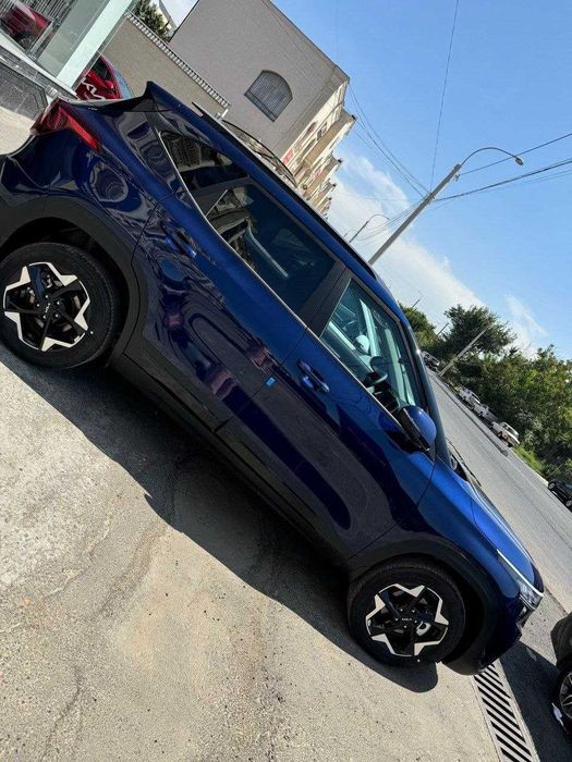 Продаётся авто KIA Seltos 2024 год
