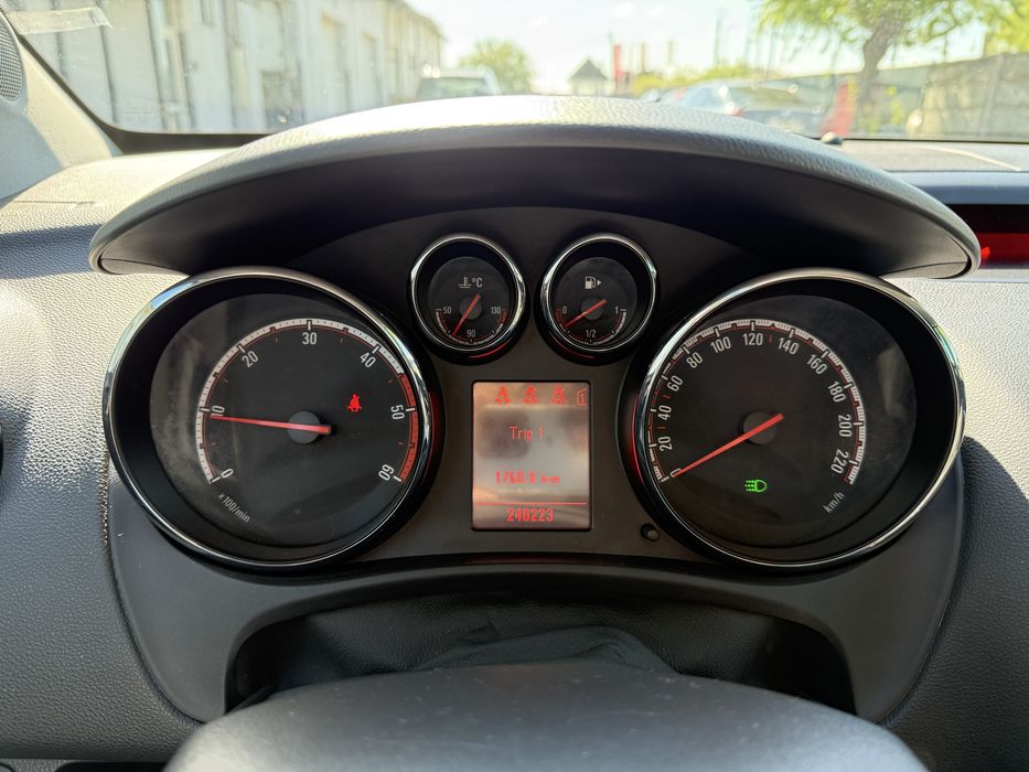 Opel Meriva B 1.3CDTI