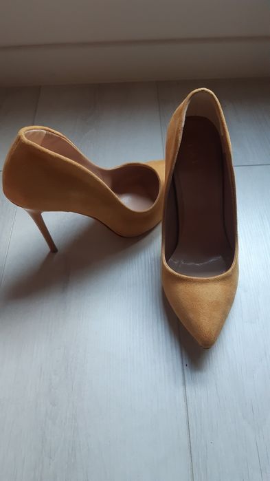 Обувки стилето, цвят горчица, 37