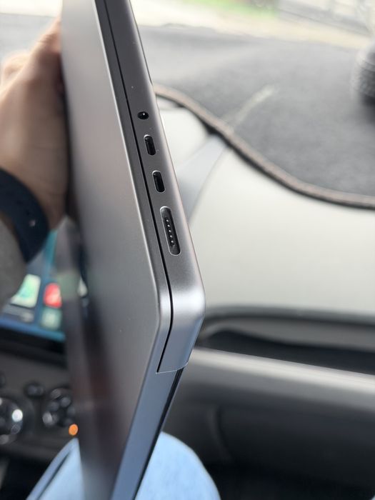 Macbook Pro M3 16/512 Space Gray 14 inch