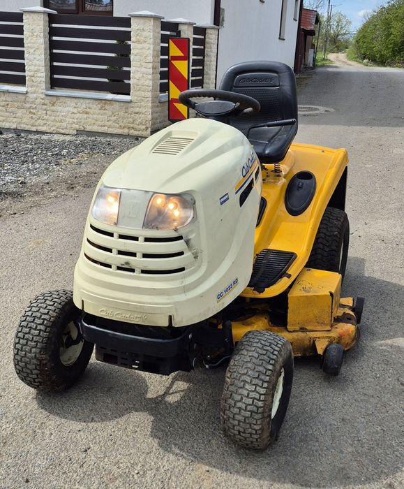 Tractoras gazon Cu Cadet 23cp