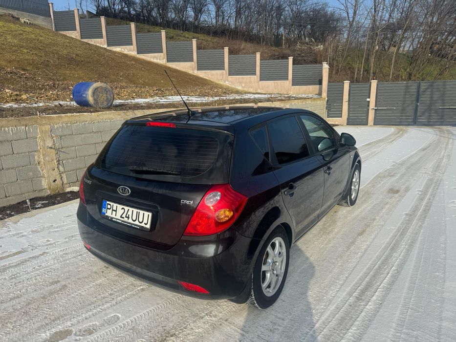 Vand    KIA    CEED
