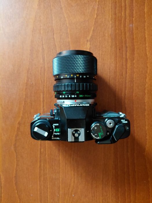 Olympus OM40 Program - лентов фотоапарат