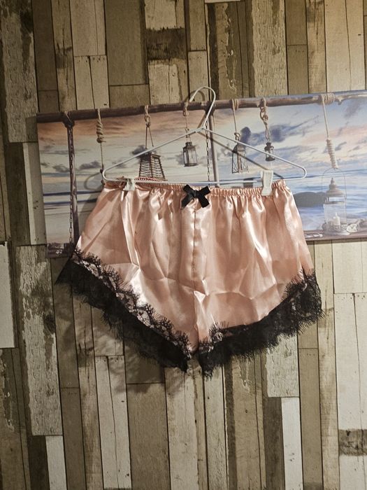 Елегантна пижама 4 части.