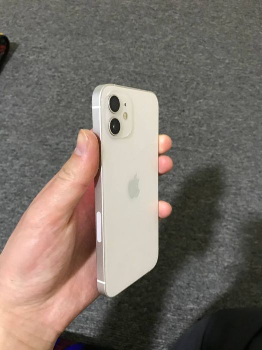 Iphone 12  4/64gb