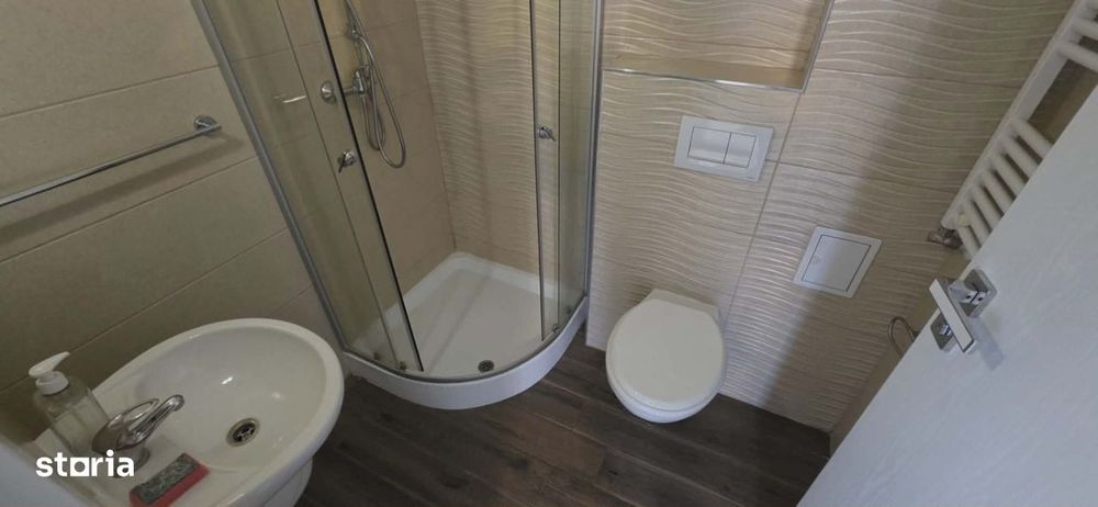 Apartament 3 camere de vânzare, cart. Prima Sova