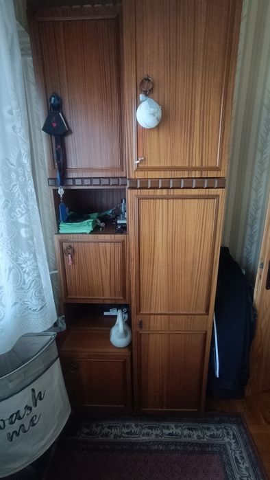 Продава се холна секция